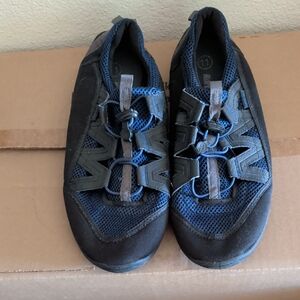 Northside Men's Navy and Black Slip-On Athletic Shoes